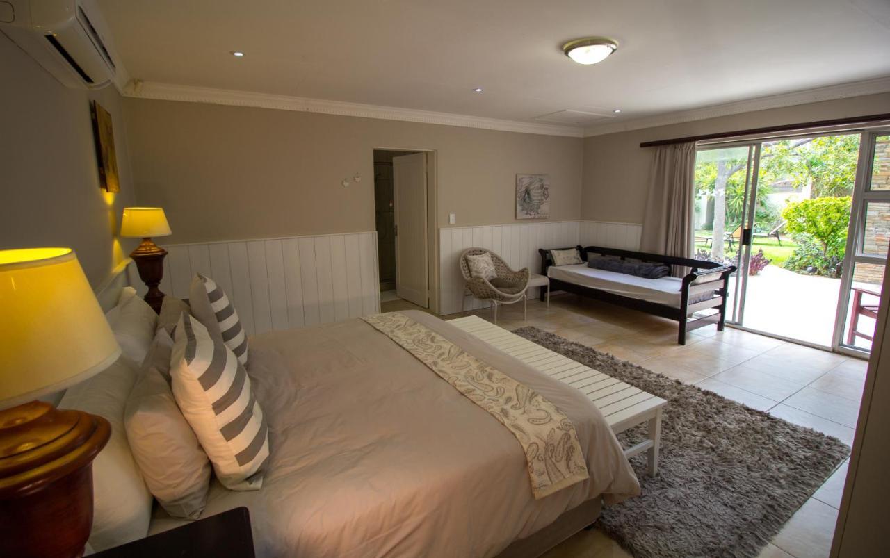 ウィントフーク House On Olof Palme Bed & Breakfast エクステリア 写真
